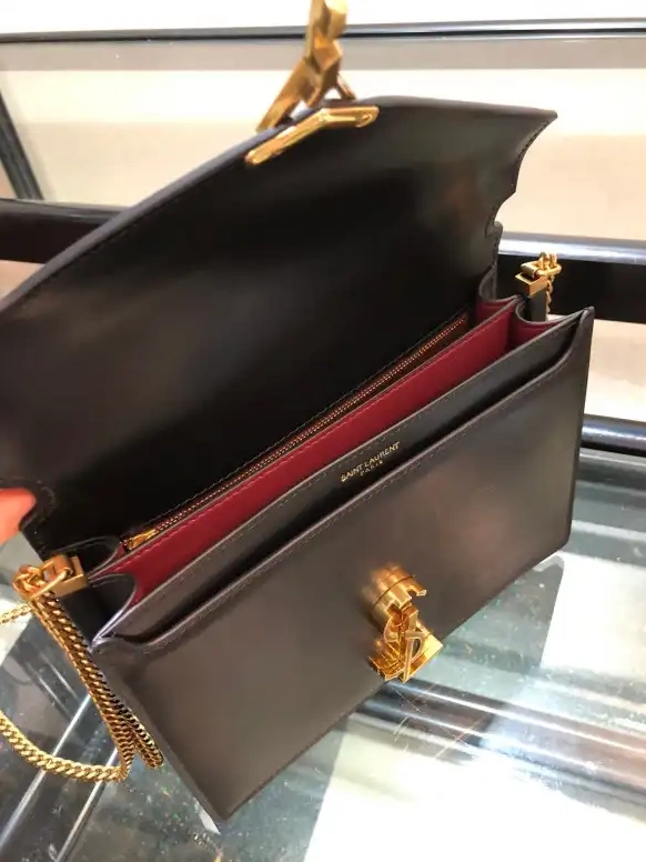 CASSANDRA YSL 0515